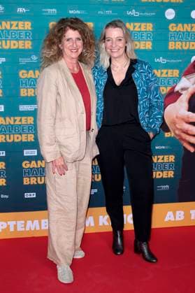 Julia Schmitt and Antje Mairich at the premiere of the movie Ganzer halber Bruder at Cinedom Cologne, 15 09 2025 Foto:xR.xSchmiegeltx xFuturexImagex bruder_5902