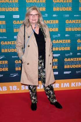 Sabine Postel at the premiere of the movie Ganzer halber Bruder at Cinedom Cologne, 15 09 2025 Foto:xR.xSchmiegeltx xFuturexImagex bruder_5906