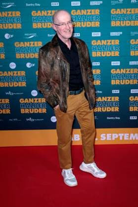 Peter Nottmeier at the premiere of the movie Ganzer halber Bruder at Cinedom Cologne, 15 09 2025 Foto:xR.xSchmiegeltx xFuturexImagex bruder_5908