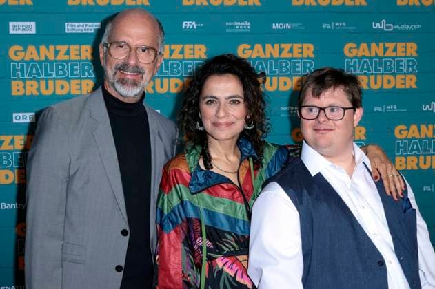 Christoph Maria Herbst, Sesede Terziyan and Nico Randel at the premiere of the feature film Ganzer halber Bruder at Cinedom Cologne, 15 09 2025 Foto:xR.xSchmiegeltx xFuturexImagex bruder_5930