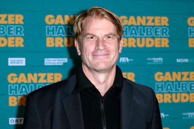 Enno Kalisch at the premiere of the movie Ganzer halber Bruder at Cinedom Cologne, 15 09 2025 Foto:xR.xSchmiegeltx xFuturexImagex bruder_5961