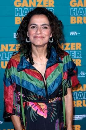 Sesede Terziyan at the premiere of the movie Ganzer halber Bruder at Cinedom Cologne, 15 09 2025 Foto:xR.xSchmiegeltx xFuturexImagex bruder_5969