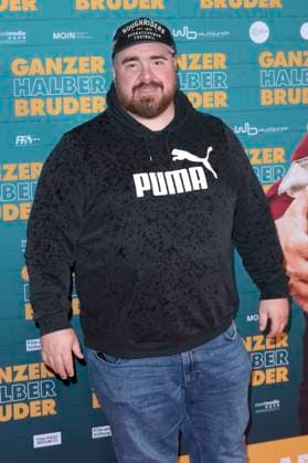 Tristan Seith at the premiere of the movie Ganzer halber Bruder at Cinedom Cologne, 15 09 2025 Foto:xR.xSchmiegeltx xFuturexImagex bruder_5981
