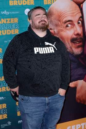 Tristan Seith at the premiere of the movie Ganzer halber Bruder at Cinedom Cologne, 15 09 2025 Foto:xR.xSchmiegeltx xFuturexImagex bruder_5984
