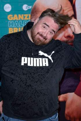 Tristan Seith at the premiere of the movie Ganzer halber Bruder at Cinedom Cologne, 15 09 2025 Foto:xR.xSchmiegeltx xFuturexImagex bruder_5986