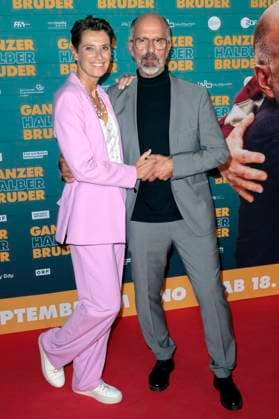 Christoph Maria Herbst with his wife Gisi Herbst at the premiere of the movie Ganzer halber Bruder at Cinedom Cologne, 15 09 2025 Foto:xR.xSchmiegeltx xFuturexImagex bruder_5992
