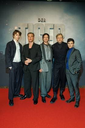 World premiere of The Tiger Yoran Leicher, David Schütter, Laurence Rupp, Leonard Kunz and Sebastian Urzendowsky at the world premiere of The Tiger at the cinema in the Kulturbrauerei on 15 09 2025 in Berlin Copyright: xEventpressxKochanx