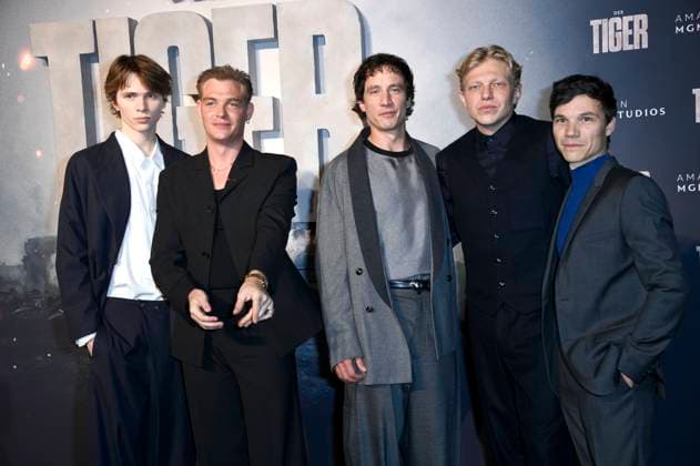 Yoran Leicher, David Schütter, Laurence Rupp, Leonard Kunz and Sebastian Urzendowsky at the premiere of the feature film The Tiger at the cinema In der KulturBrauerei Berlin, 15 09 2025 Foto:xN.xKubelkax xFuturexImagex tiger_5952
