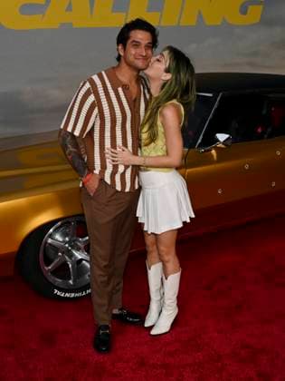 September 15, 2025, Hollywood, California, USA: TYLER POSEY and PHEM POSEY attends the Los Angeles Premiere of London Calling. Hollywood USA - ZUMAb173 20250915_aap_b173_013 Copyright: xBillyxBennightx