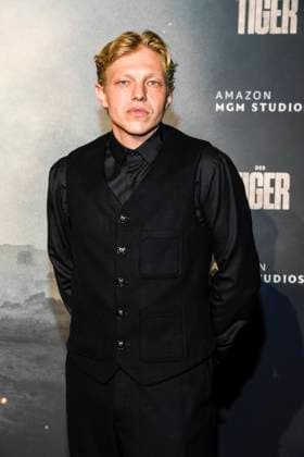 abb Leonhard Kunz as a guest on the red carpet at the world premiere of the Amazon film The Tiger at the cinema in the Kulturbrauerei, Berlin on 15 09 2025