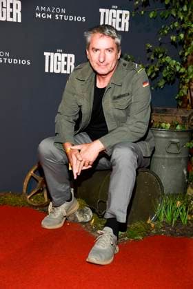 abb Till Schmerbeck as a guest on the red carpet at the world premiere of the Amazon film The Tiger at the cinema in the Kulturbrauerei, Berlin on 15 09 2025
