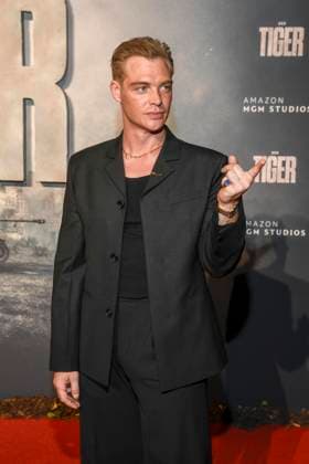 abb David Schuetter as a guest on the red carpet at the world premiere of the Amazon film The Tiger at the cinema in the Kulturbrauerei, Berlin on 15 09 2025