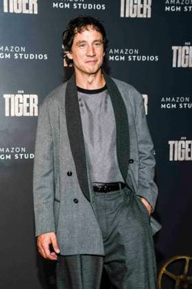 abb Laurence Rupp as a guest on the red carpet at the world premiere of the Amazon film The Tiger at the cinema in the Kulturbrauerei, Berlin on 15 09 2025
