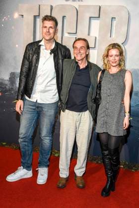 abb David Hain, Andre Hennicke and Karolin Oesterling as guests on the red carpet at the world premiere of the Amazon film The Tiger at the cinema in the Kulturbrauerei, Berlin on 15 09 2025