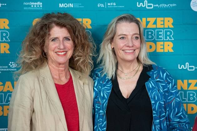 f l Julia SCHMITT, actress, Antje MAIRICH, actress, red carpet, red carpet show, arrival, film premiere GANZER HALBER BRUDER on 15 09 2025 at the Cinedom cinema in Cologne,