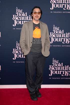 Kogonada at the premiere of the movie A Big Bold Beautiful Journey at AMC Lincoln Square New York, 15 09 2025 Foto:xB.xHinex xFuturexImagex beautiful_5931