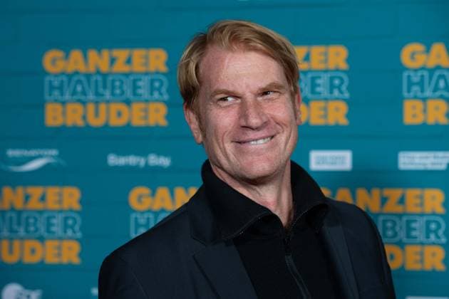 Enno KALISCH, actor, red carpet, red carpet show, arrival, arrival, film premiere GANZER HALBER BRUDER on 15 09 2025 at the Cinedom cinema in Cologne,