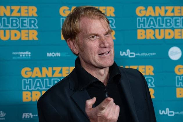 Enno KALISCH, actor, red carpet, red carpet show, arrival, arrival, film premiere GANZER HALBER BRUDER on 15 09 2025 at the Cinedom cinema in Cologne,
