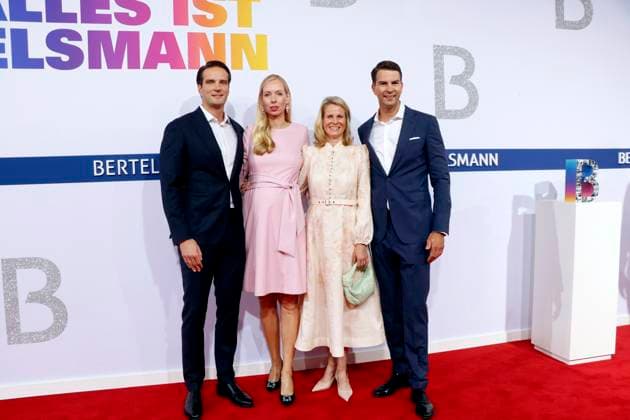 Bertelsmann, Party at the Bertelsmann Representative Office, Berlin, 11 09 2025 Thomas Coesfeld and his wife Marie Josefien, with Julia Coesfeld, wife of Carsten Coesfeld, arriving at the Bertelsmann Summer Party 2025 at the Bertelsmann Representative Office in Berlin on 11 9 2025 Berlin Bertelsmann Representative Office Copyright: xAnitaxBuggex