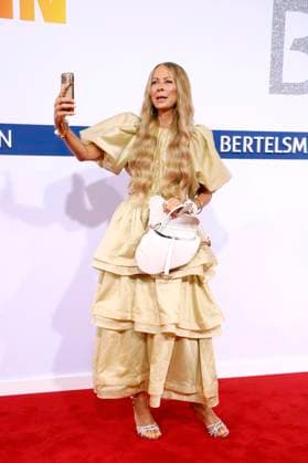 Bertelsmann, Party in der Bertelsmann Repräsentanz, Berlin, 11.09.2025 Jenny Elvers bei der Ankunft zur Bertelsmann Sommer Party 2025 in der Bertelsmann Repräsentanz in Berlin am 11.9.2025. Berlin Bertelsmann Repräsentanz *** Bertelsmann, Party at the Bertelsmann Representative Office, Berlin, 11 09 2025 Jenny Elvers arriving at the Bertelsmann Summer Party 2025 at the Bertelsmann Representative Office in Berlin on 11 9 2025 Berlin Bertelsmann Representative Office Copyright: xAnitaxBuggex