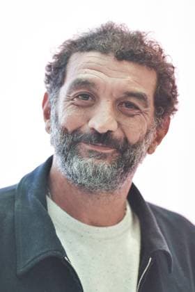 Classe Moyenne Premiere Ramzy Bedia attending the Classe Moyenne Premiere at the Pathe Palace cinema in Paris, France on September 16, 2025. Photo by Aurore Marechal ABACAPRESS.COM Paris France  Copyright: xMarechalxAurore ABACAx