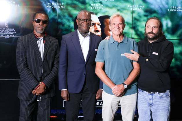 Muganga Premiere - Paris Isaach de Bankolé, 2018 Nobel Peace Prize winner, Dr. Denis Mukwege, Isaach de Bankolé, Guy Cadière and Vincent Macaigne attend the photocall for the premiere of Muganga held at the UGC Les Halles in Paris, France on September 16, 2025. Photo by David Boyer ABACAPRESS.COM Paris France  Copyright: xBoyerxDavid ABACAx