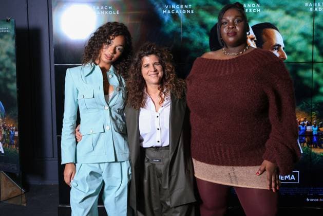 Muganga Premiere - Paris Manon Bresch, Marie-Helene Roux and Déborah Lukumuena attend the photocall for the premiere of Muganga held at the UGC Les Halles in Paris, France on September 16, 2025. Photo by David Boyer ABACAPRESS.COM Paris France  Copyright: xBoyerxDavid ABACAx