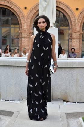 Mercedes-Benz Fashion Week de Madrid - Maison Mesa in Spain - 16 Sep 2025 A model walks the runway wearing a design by Maison Mesa during Mercedes-Benz Fashion Week de Madrid in IFERMA. Madrid Spain Copyright: xAtilanoxGarciax xSOPAxImagesx FOTO48092