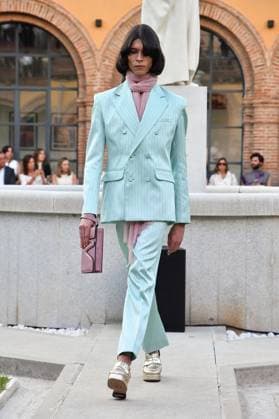 Mercedes-Benz Fashion Week de Madrid - Maison Mesa in Spain - 16 Sep 2025 A model walks the runway wearing a design by Maison Mesa during Mercedes-Benz Fashion Week de Madrid in IFERMA. Madrid Spain Copyright: xAtilanoxGarciax xSOPAxImagesx FOTO48108