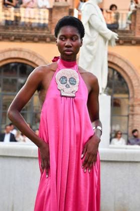 Mercedes-Benz Fashion Week de Madrid - Maison Mesa in Spain - 16 Sep 2025 A model walks the runway wearing a design by Maison Mesa during Mercedes-Benz Fashion Week de Madrid in IFERMA. Madrid Spain Copyright: xAtilanoxGarciax xSOPAxImagesx FOTO48118
