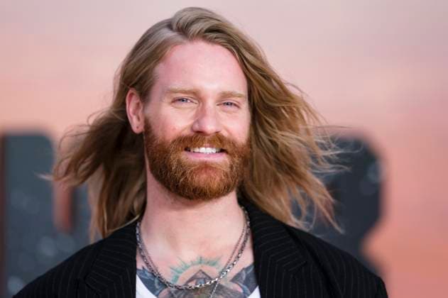 Sam Ryder at the premiere of the movie One Battle After Another at the Odeon Luxe Leicester Square London, 16 09 2025 Foto:xJ.xEdwardsx xFuturexImagex one_battle_5902