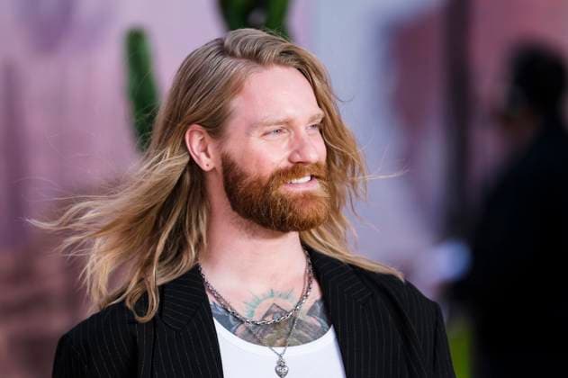 Sam Ryder at the premiere of the movie One Battle After Another at the Odeon Luxe Leicester Square London, 16 09 2025 Foto:xJ.xEdwardsx xFuturexImagex one_battle_5903