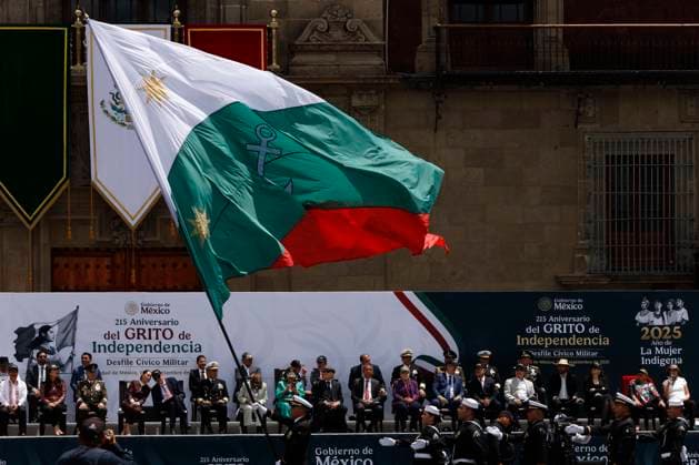 (L-R)Ministry of National Defense, Ricardo Trevilla Trejo; Claudia Sheinbaum and her husband Jesus Maria Tarriba; and Minister of MexicoÃ¢â‚¬â ¢s Navy, Raymundo Morales Angeles during the military parade for the 215th anniversary of Mexico s Independence day at main square Zocalo. on September 16, 2025, in Mexico City, Mexico. Mexico City Mexico - ZUMAe321 20250916_zia_e321_028 Copyright: xLuisxBarronx