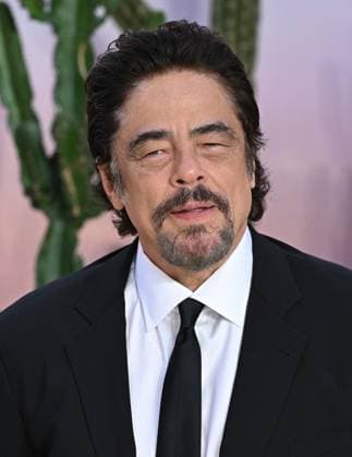 One Battle After Another UK Premiere - London Benicio Del Toro attending the UK premiere of One Battle After Another in London, United Kingdom, on September 16, 2025. Photo by Stuart Hardy ABACAPRESS.COM London London United Kingdom  Copyright: xStuartxHardy ABACAPRESS.COMx