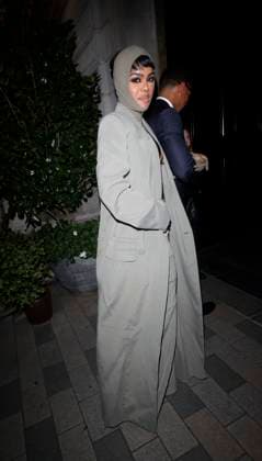 LONDON , ENGLAND - One battle after the other UK Premier After Show Party - LONDON , ENGLAND - One battle after the other UK Premier After Show Party STeyana Taylor and Aaron Pierre picture of arriving at the Aftershow party for the UK Premier of one battle after another Please use Byline: James James Smart Pictures Think Pictures think Smart GOT A TIP STORY? CALL OR E-MAIL TEAM SMART Ed@smartpictures.co.uk Mary@smartpictures.co.uk info@smartpictures.co.uk web site:smartpictures.co.uk Office :Telephone: +44 7956 245606 picture of arriving at the Aftershow party for the UK Premier of one battle after another in London, England. Please use Byline: Smart Pictures Think Pictures think Smart GOT A TIP STORY? CALL OR E-MAIL TEAM  Copyright: xJamesx xAvalonx 1037944523