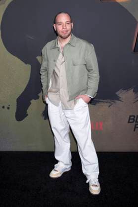 Robin de Jesus at the premiere of the Netflix miniseries Black Rabbit at the SVA Theater New York, 16 09 2025 Foto:xB.xHinex xFuturexImagex rabbit_5933