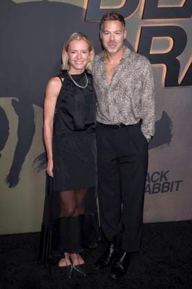 Kate Susman and Zach Baylin at the premiere of the Netflix miniseries Black Rabbit at SVA Theater New York, 16 09 2025 Foto:xB.xHinex xFuturexImagex rabbit_5944