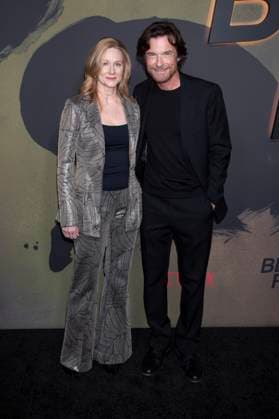 Laura Linney and Jason Bateman at the premiere of the Netflix miniseries Black Rabbit at the SVA Theater New York, 16 09 2025 Foto:xB.xHinex xFuturexImagex rabbit_5956