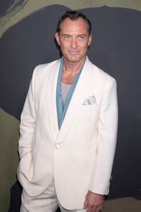 Jude Law at the premiere of the Netflix miniseries Black Rabbit at SVA Theater New York, 16 09 2025 Foto:xB.xHinex xFuturexImagex rabbit_5970