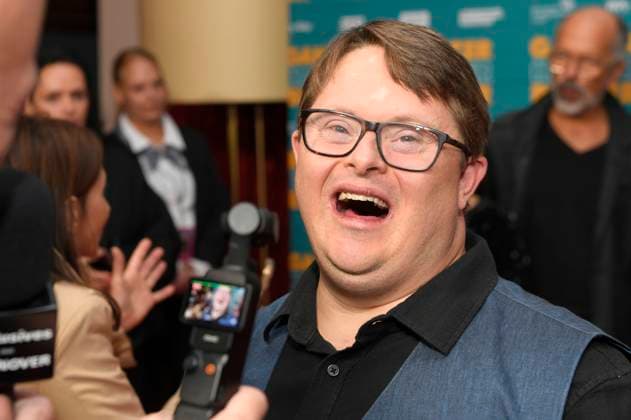 Nico Randel at the premiere of the movie Ganzer halber Bruder at the Astor Grand Cinema Hannover, 16 09 2025 Foto:xC.xNiehausx xFuturexImagex bruder_hannover_5916