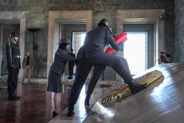 Japanese Princess Akiko of Mikasa visits Anitkabir ANKARA, TURKIYE - SEPTEMBER 17: Japanese Princess Akiko of Mikasa visits Anitkabir, the mausoleum of Turkish Republic s Founder Mustafa Kemal Ataturk, in Ankara, Turkiye on September 17, 2025. Evrim Aydin Anadolu Ankara Turkey. Editorial use only. Please get in touch for any other usage.  Copyright: x2025xAnadoluxEvrimxAydinx