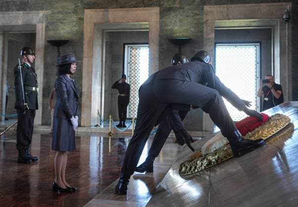 Japanese Princess Akiko of Mikasa visits Anitkabir ANKARA, TURKIYE - SEPTEMBER 17: Japanese Princess Akiko of Mikasa visits Anitkabir, the mausoleum of Turkish Republic s Founder Mustafa Kemal Ataturk, in Ankara, Turkiye on September 17, 2025. Evrim Aydin Anadolu Ankara Turkey. Editorial use only. Please get in touch for any other usage.  Copyright: x2025xAnadoluxEvrimxAydinx