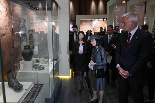 Japanese Princess Akiko of Mikasa in Ankara ANKARA, TURKIYE - SEPTEMBER 17: Princess Akiko of Mikasa visits the exhibition The Birth of a Vision: The Legacy for the Future Project - The Golden Age of Archaeology. at the Presidential National Library in Ankara, Turkiye on September 17, 2025. Turkish Minister of Culture and Tourism Mehmet Nuri Ersoy also attended the visit. Harun Ozalp Anadolu Ankara Turkey. Editorial use only. Please get in touch for any other usage.  Copyright: x2025xAnadoluxHarunxOzalpx