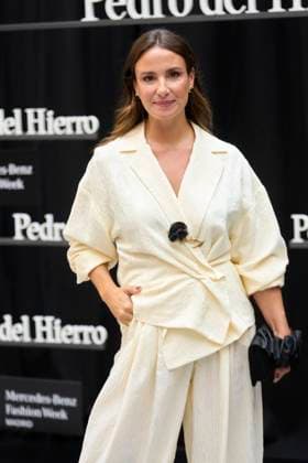 September 17, 2025, Madrid, Madrid, Spain: Marta Pombo attends La Gran Metropoli Pedro del Hierro s new collection at Palacio de Cibeles on September 17, 2025 in Madrid, Spain Madrid Spain - ZUMAg15_ 20250917_zaf_g15_030 Copyright: xJackxAbuinx