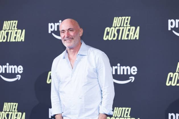 News - Photocall - HOTEL COSTIERA Adam Bernstein attends the Photocall of the movie HOTEL COSTIERA on september 17, 2025 at Cinema The Space, Rome, Italy Rome Cinema Moderno-The Space Italy Copyright: xEmanuelaxVertollix xLiveMediax LPN_2034417