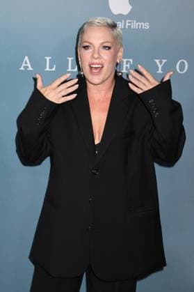 NEW YORK, NY - SEPTEMBER 17: PINK at the Apple TV+ premiere screening of All Of You on September 17, 2025 at The Whitby in New York City streaming globally on Apple TV+ on Friday, September 26, Copyright: xMediaPunchx
