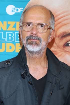 Cinema premiere of Ganzer halber Bruder in Hamburg Christoph Maria Herbst, premiere tour of Ganzer halber Bruder , Holi Kino Hamburg, 17 09 2025 Copyright: xEventpressxBecherx