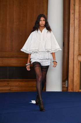 Mercedes-Benz Fashion Week de Madrid - 17 Sep 2025 A model walks the runway wearing a design by PALOMO SPAIN during the Mercedes-Benz Fashion Week de Madrid in IFERMA. Madrid Spain Copyright: xAtilanoxGarciax xSOPAxImagesx FOTO48258