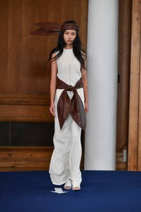 Mercedes-Benz Fashion Week de Madrid - 17 Sep 2025 A model walks the runway wearing a design by PALOMO SPAIN during the Mercedes-Benz Fashion Week de Madrid in IFERMA. Madrid Spain Copyright: xAtilanoxGarciax xSOPAxImagesx FOTO48264