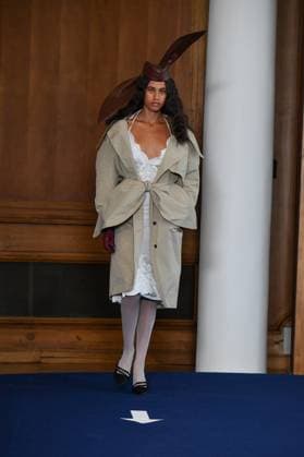 Mercedes-Benz Fashion Week de Madrid - 17 Sep 2025 A model walks the runway wearing a design by PALOMO SPAIN during the Mercedes-Benz Fashion Week de Madrid in IFERMA. Madrid Spain Copyright: xAtilanoxGarciax xSOPAxImagesx FOTO48272